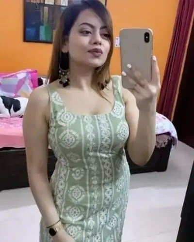 Call Girl Balasinor
