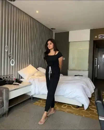 Call Girls Service in Balasinor